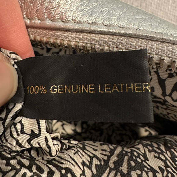 Rebecca Minkoff Silver Leather Crossbody Bag - Picture 9 of 11